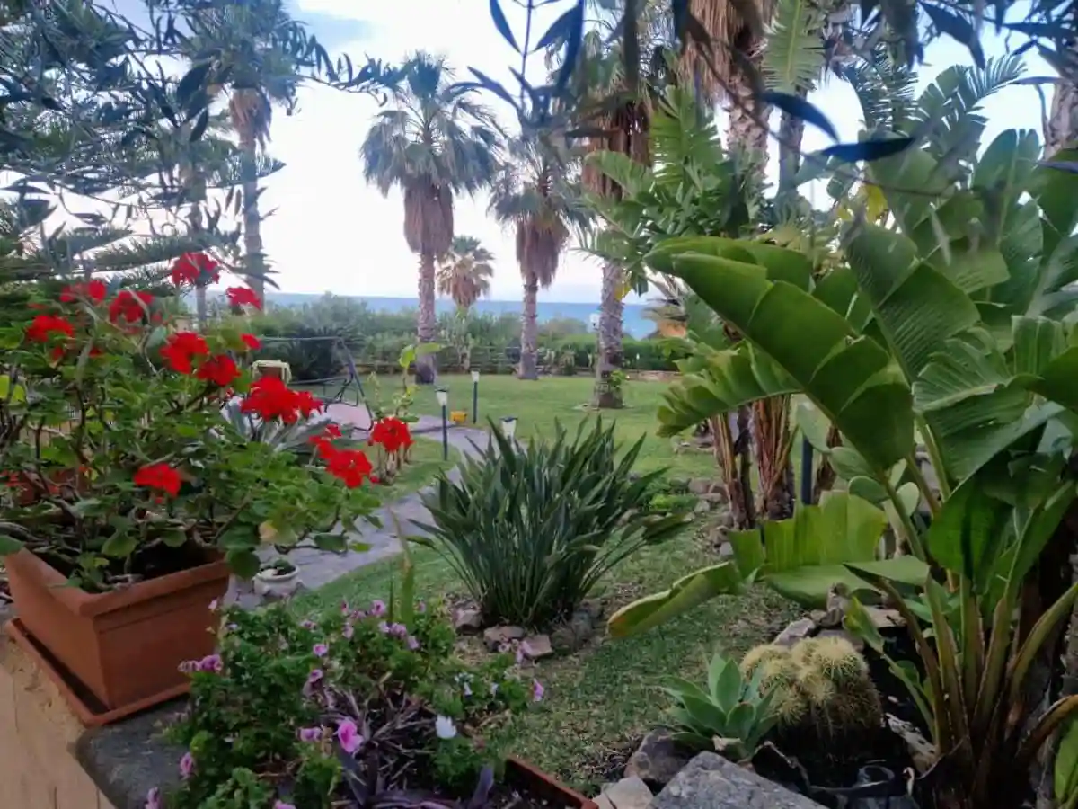 Ingresso-all-giardino